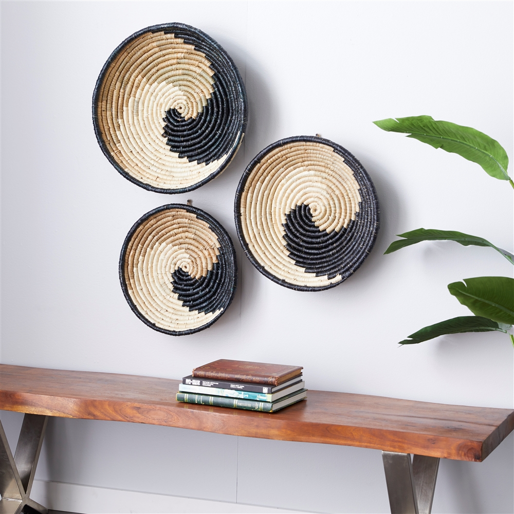Grayson Lane 20-in X 18-in X 16-in Black Wooden Boho Style Wall Decor - Set Of 3 4 Grayson Lane 20-in X 18-in X 16-in Black Wooden Boho Style Wall Decor - Set Of 3 - Image 4