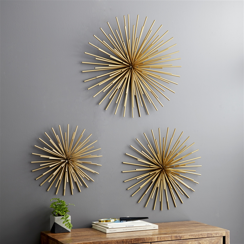 Grayson Lane 16-in X 20-in X 24-in Gold Metal Contemporary Wall Decor - Set Of 3 3 Grayson Lane 16-in X 20-in X 24-in Gold Metal Contemporary Wall Decor - Set Of 3 - Image 3