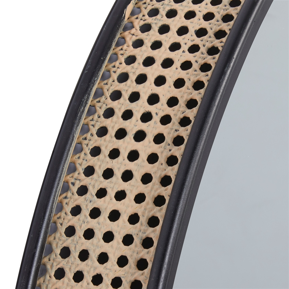 Grayson Lane 31.5-in X 31.5-in Contemporary Round Black Wall Mirror 6 Grayson Lane 31.5-in X 31.5-in Contemporary Round Black Wall Mirror - Image 6